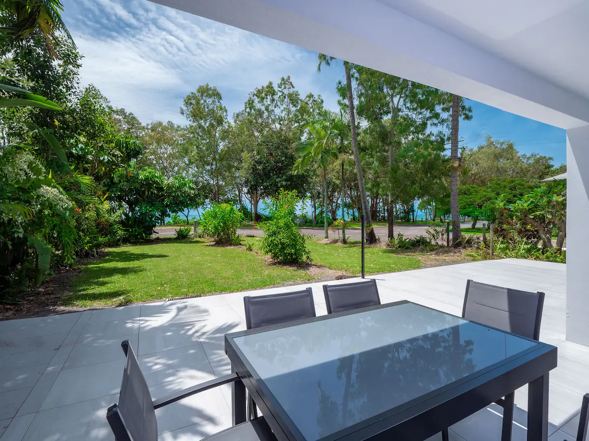 Clifton Beach Holiday House